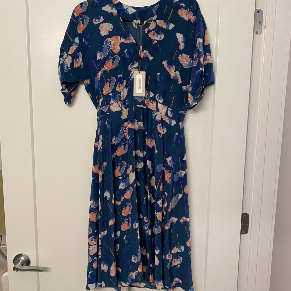 Tucker Market Dress NWT Small